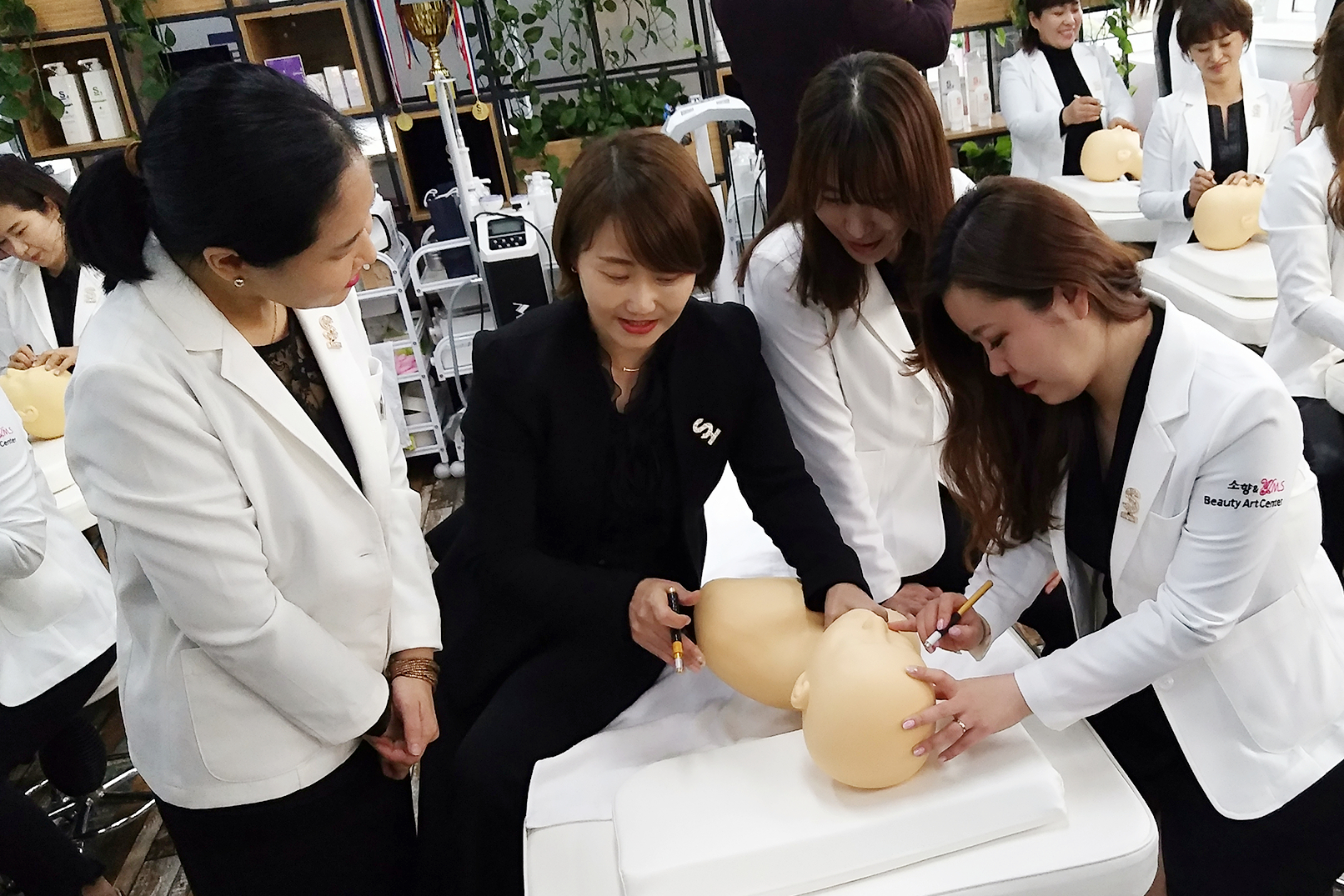 唯美愛半永久培訓現場